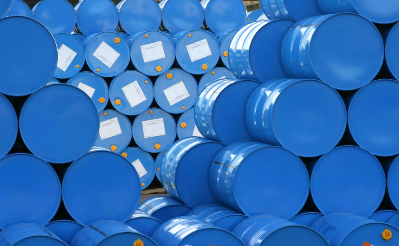 Поглотитель сероводорода для нефти – гарантия безопасности и эффективности работ.